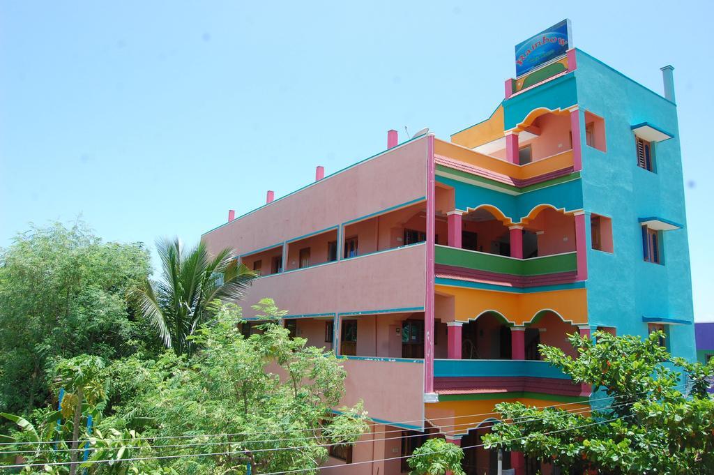 Rainbow Guest House Tiruvannamalai Bagian luar foto