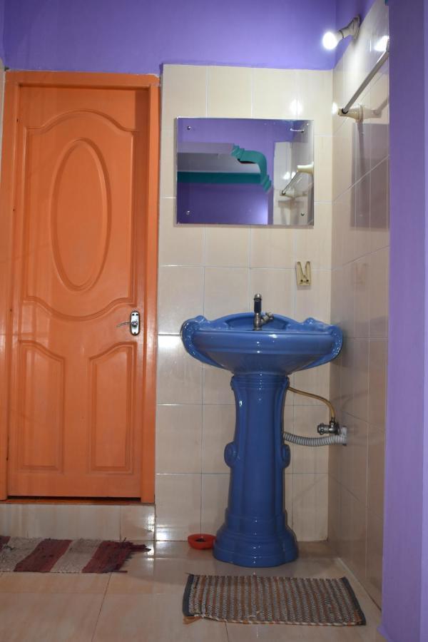 Rainbow Guest House Tiruvannamalai Bagian luar foto
