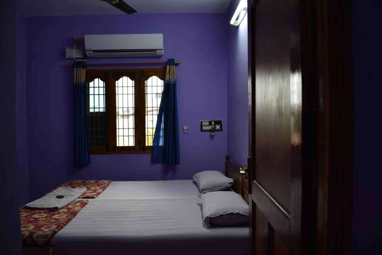 Rainbow Guest House Tiruvannamalai Bagian luar foto